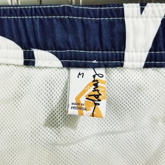 Lot of 2: Youth board shorts, YM - Picture 10 of 13